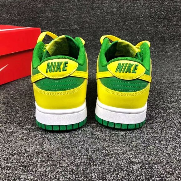 New Nike Dunk Brazilian Women's Sports Shoes - Picture 2 of 6